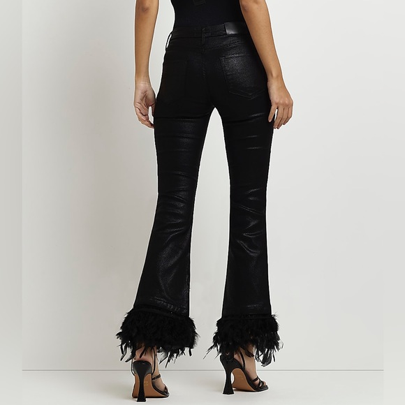 River Island Black Coated Mid Rise Feather Flared Jeans - Picture 4 of 4